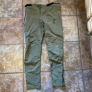 DHaRCO Camo Green MTB Pants 🌟